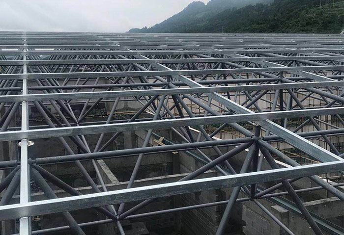 仁懷冠英學(xué)校藝體樓網(wǎng)架